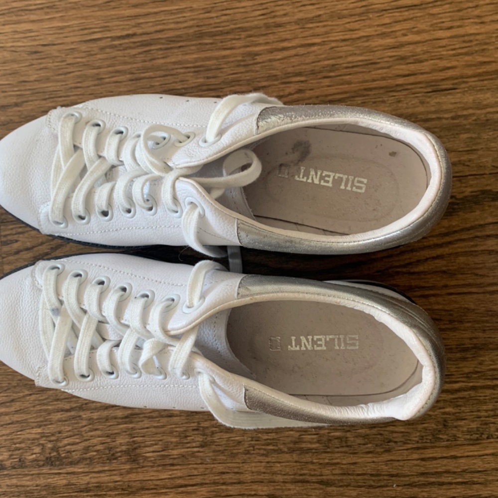 Silent D fashion leather sneakers